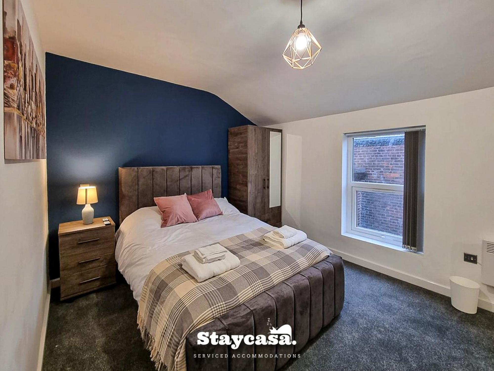 Delightful Spacious Haven With Large Driveway Manchester Esterno foto